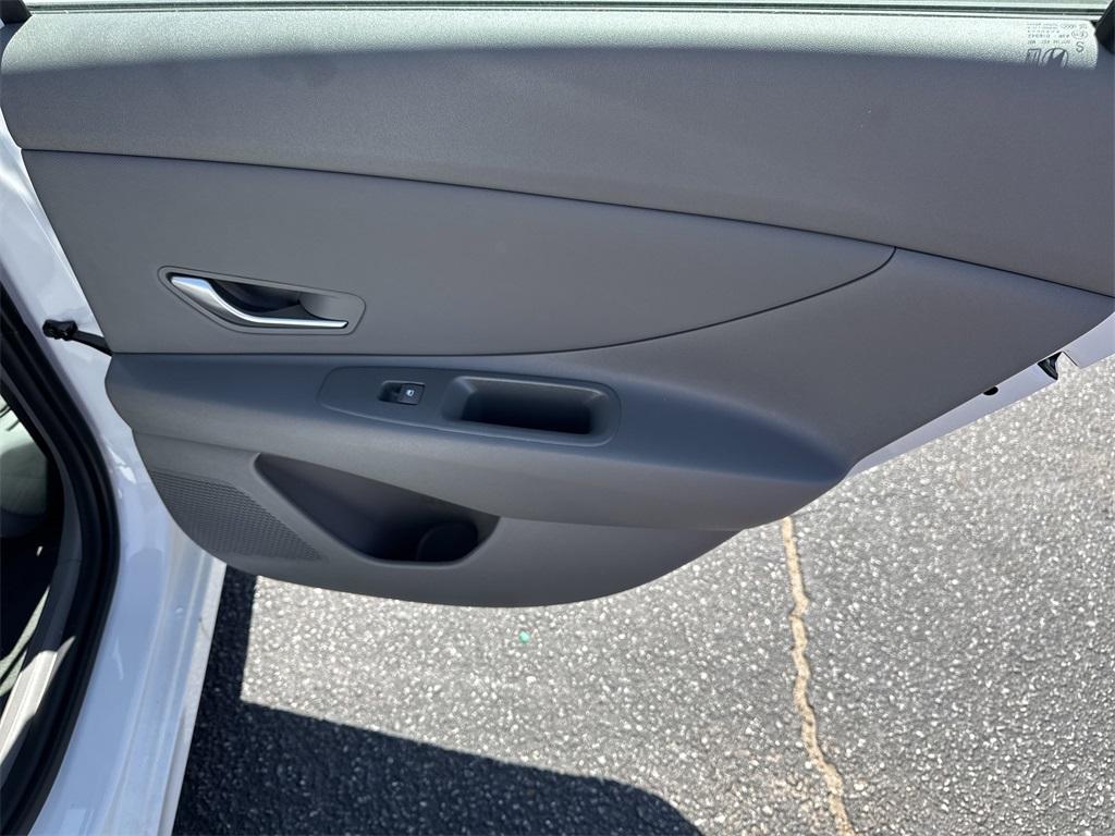 new 2025 Hyundai Elantra car, priced at $25,930