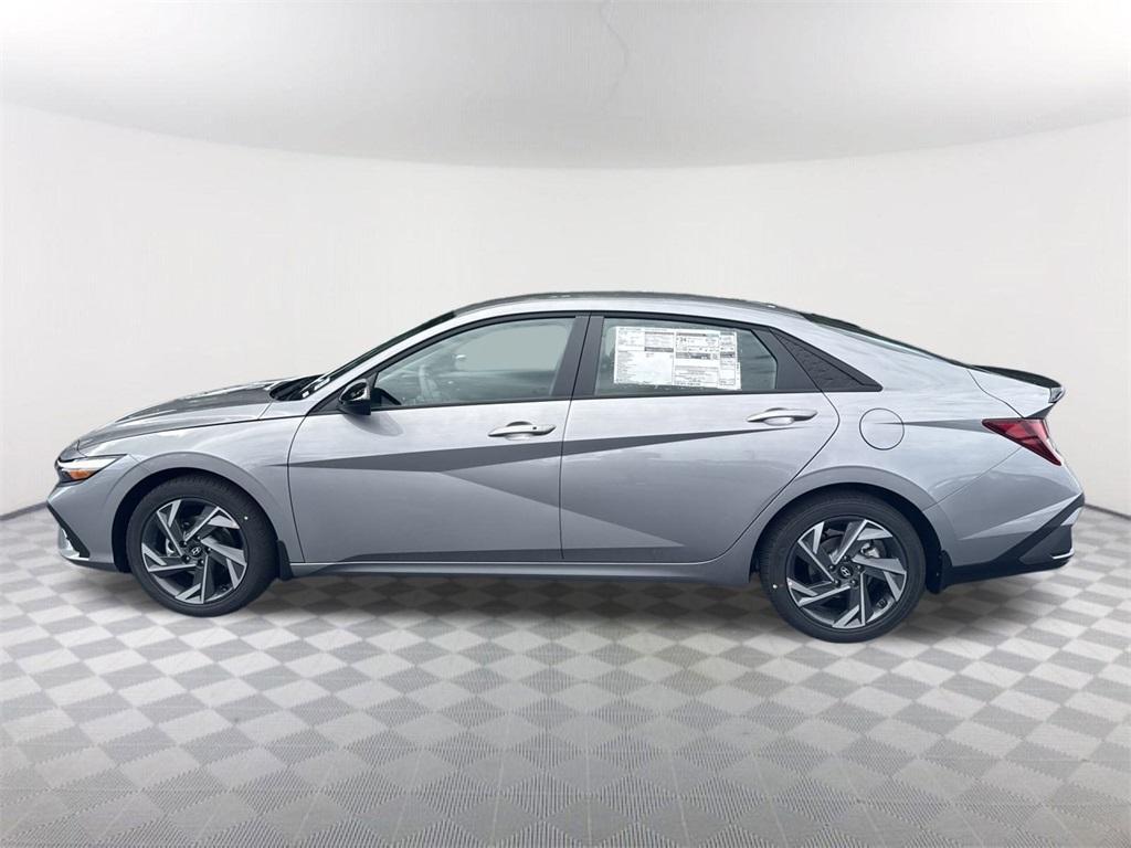new 2025 Hyundai Elantra car, priced at $23,370