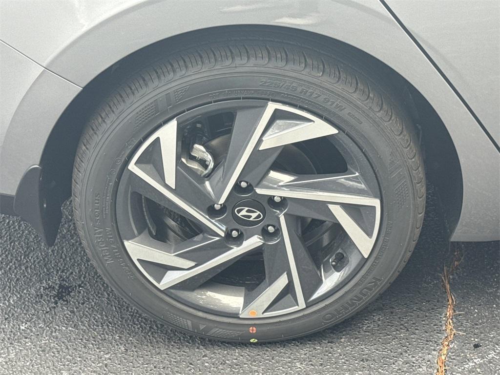 new 2025 Hyundai Elantra car, priced at $23,370