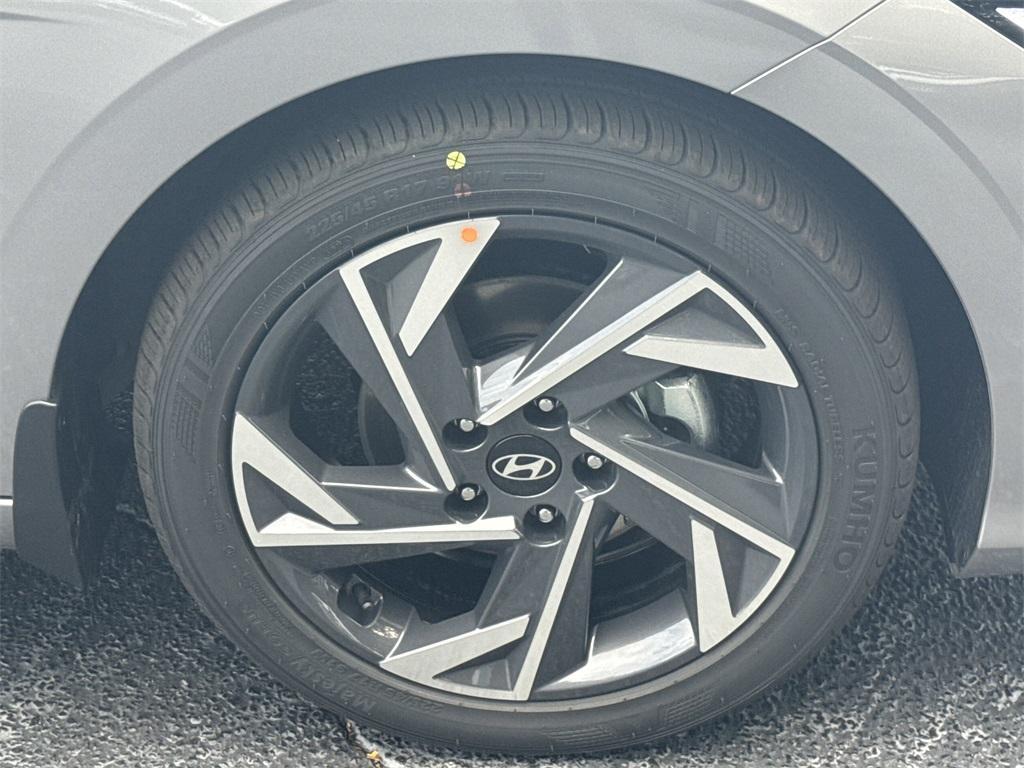 new 2025 Hyundai Elantra car, priced at $23,370