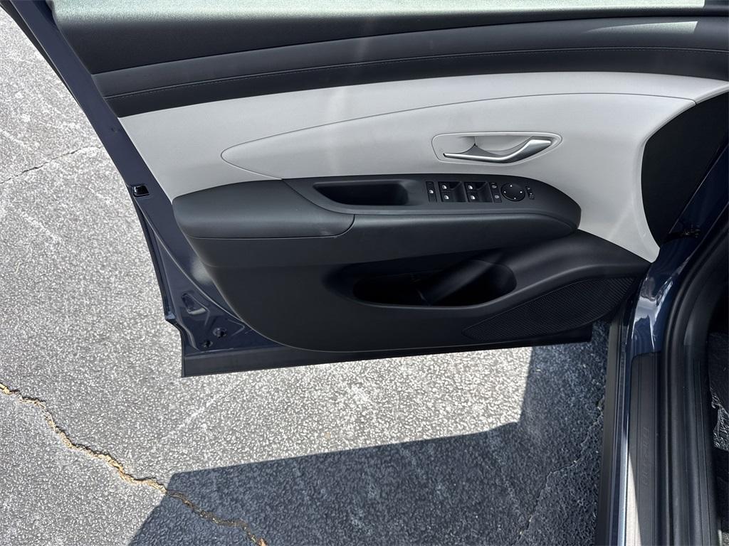 new 2026 Hyundai Tucson car, priced at $33,335
