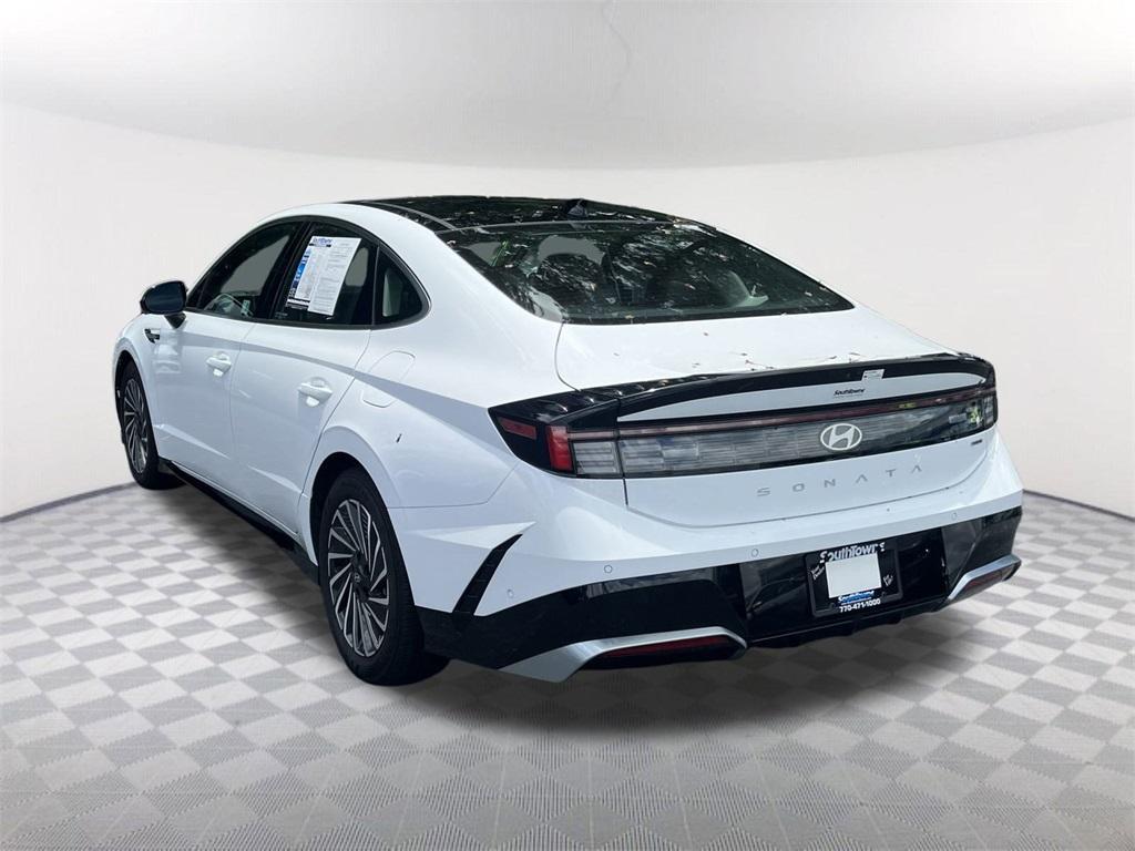 used 2024 Hyundai Sonata Hybrid car, priced at $30,592