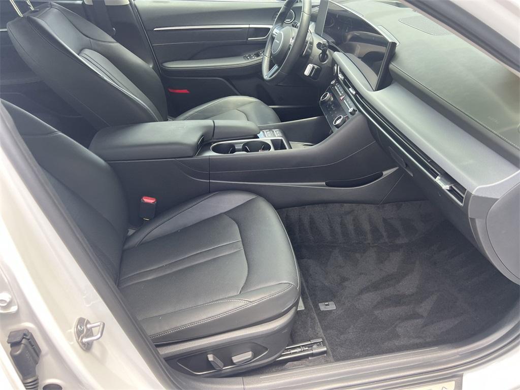 used 2024 Hyundai Sonata Hybrid car, priced at $30,592