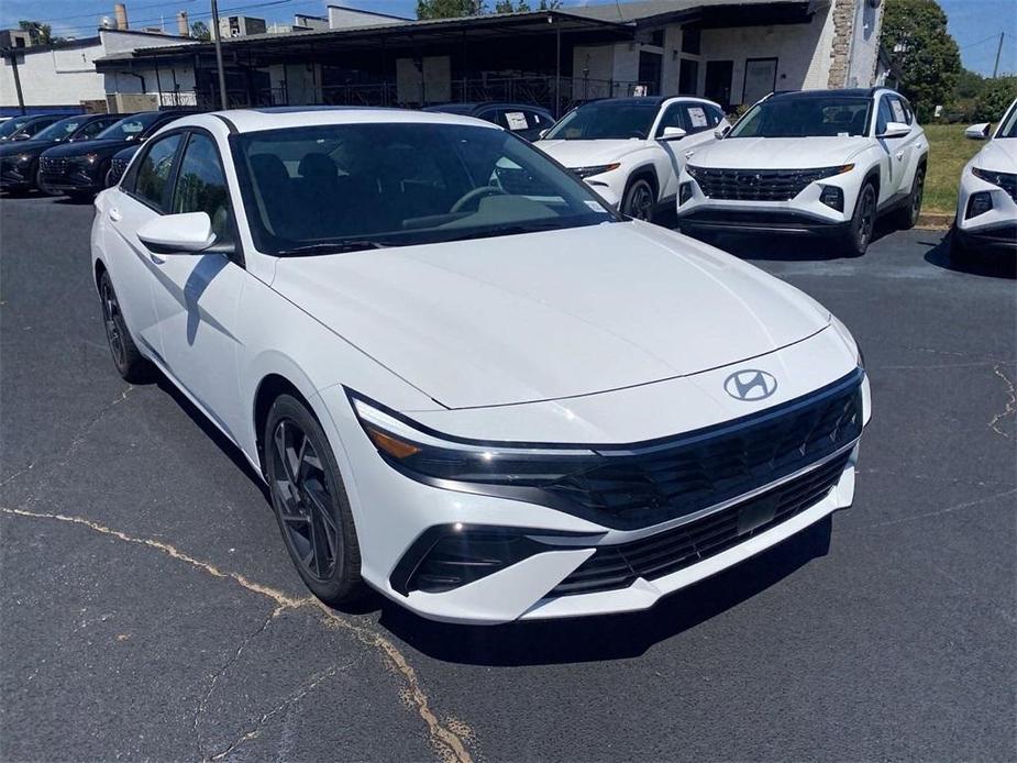 new 2024 Hyundai Elantra car, priced at $24,531