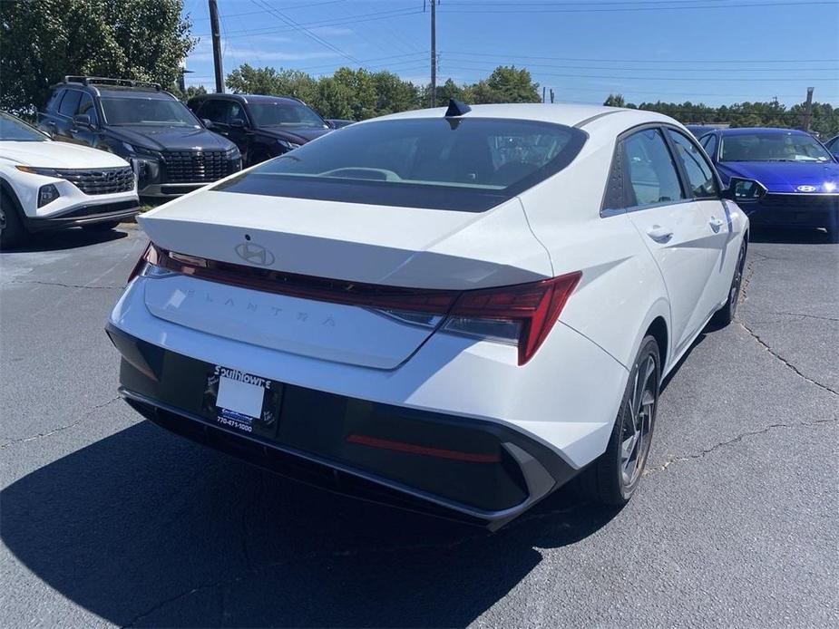 new 2024 Hyundai Elantra car, priced at $24,531