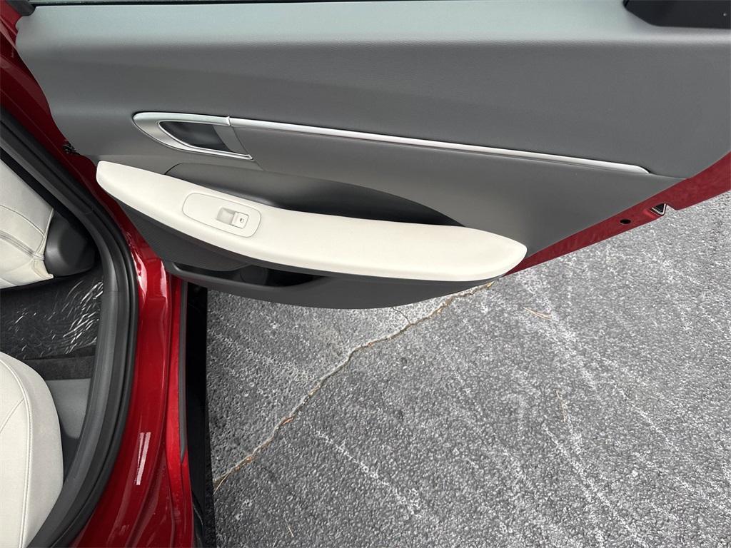 new 2025 Hyundai Sonata car, priced at $31,475