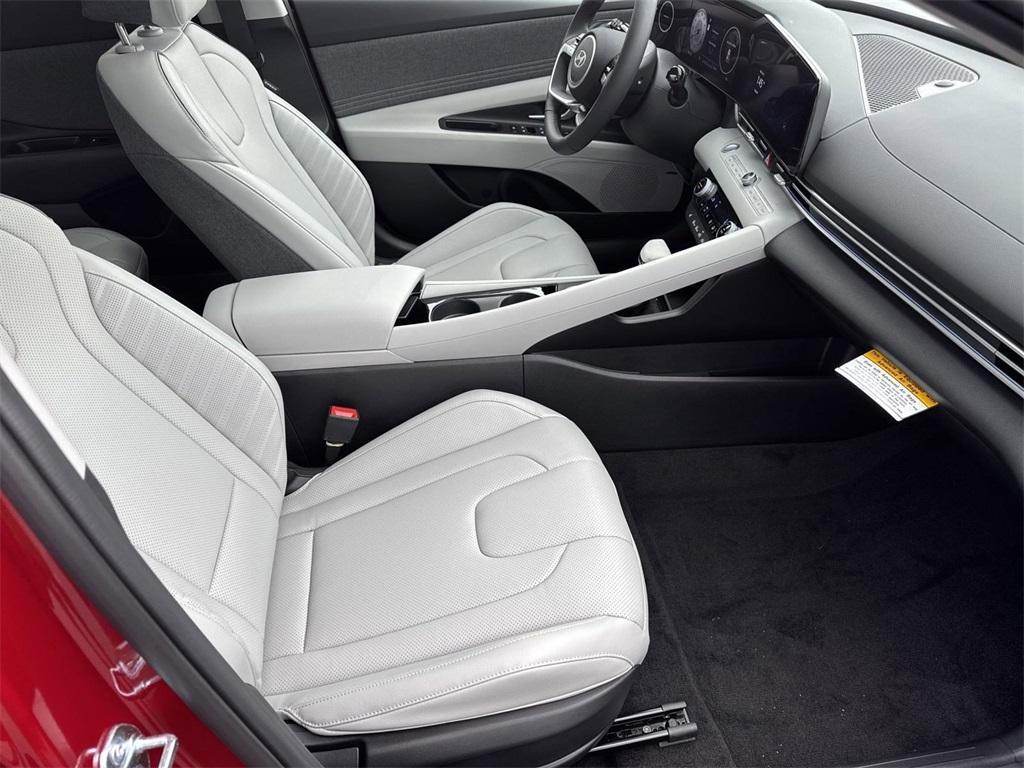 new 2025 Hyundai Elantra car, priced at $26,935