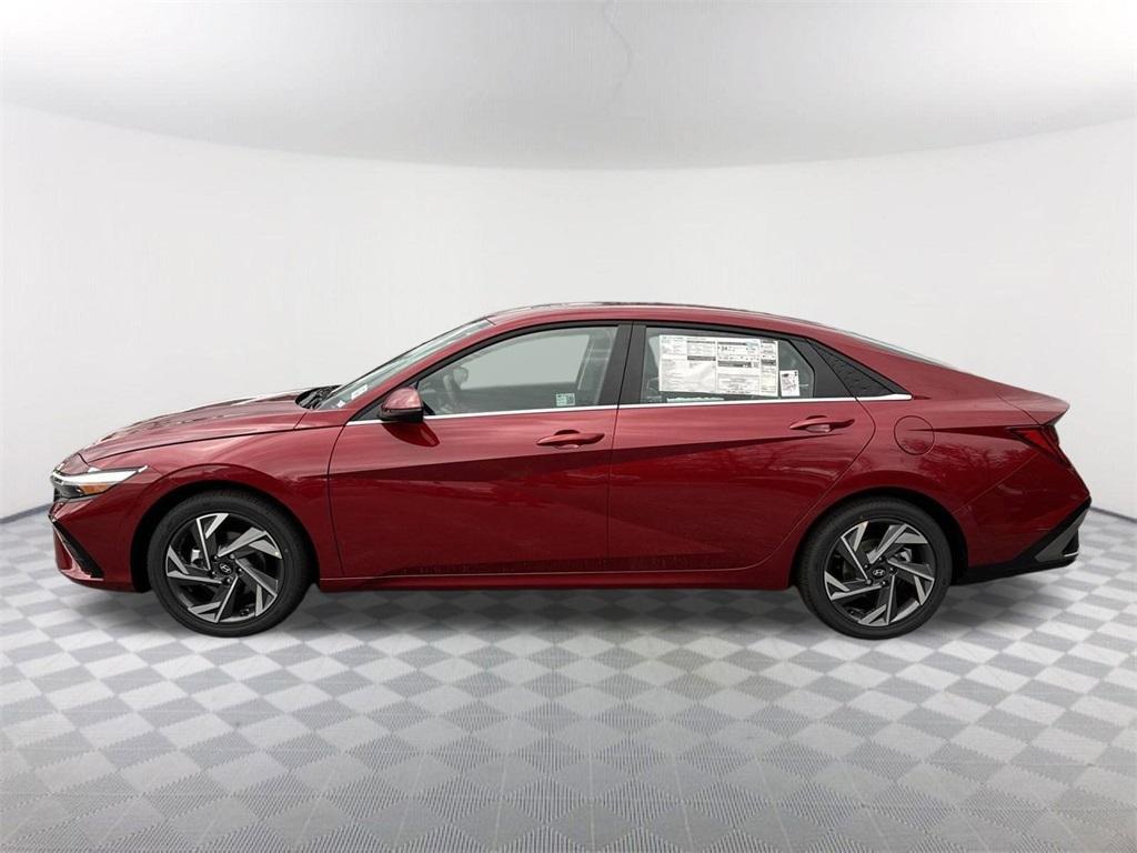 new 2025 Hyundai Elantra car, priced at $26,935