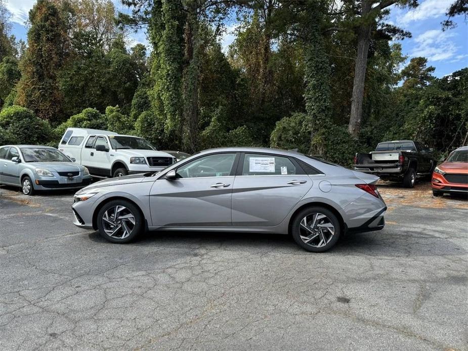 new 2025 Hyundai Elantra car, priced at $26,265