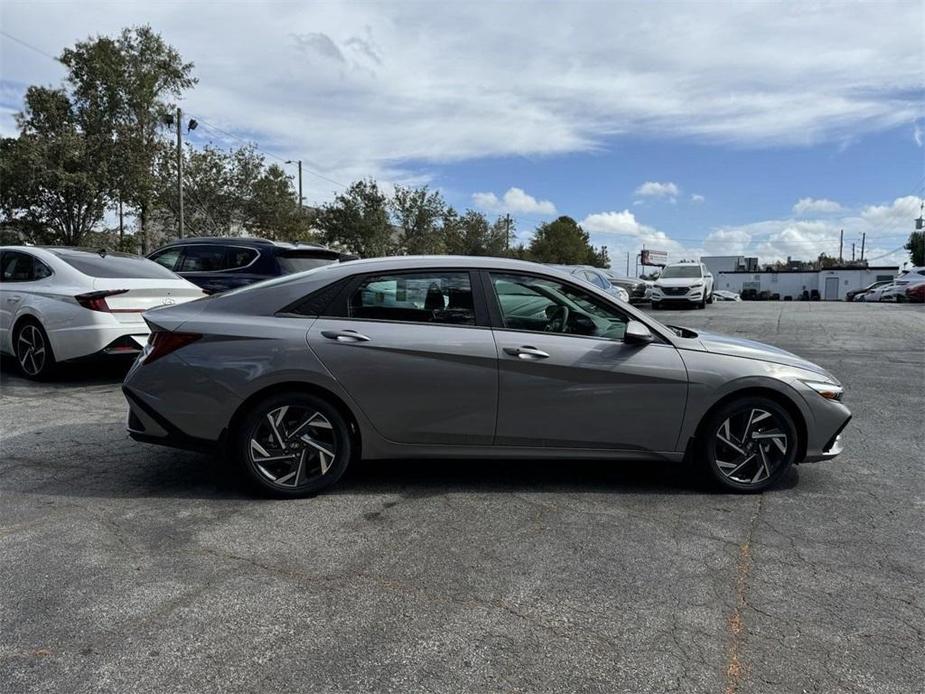 new 2025 Hyundai Elantra car, priced at $26,265