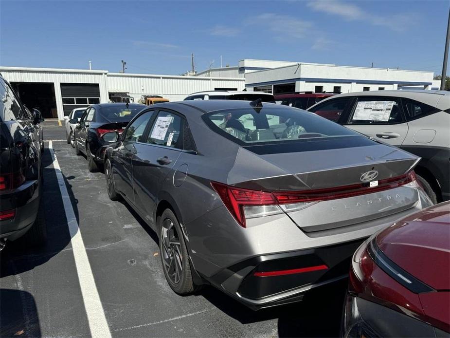 new 2025 Hyundai Elantra car, priced at $26,265