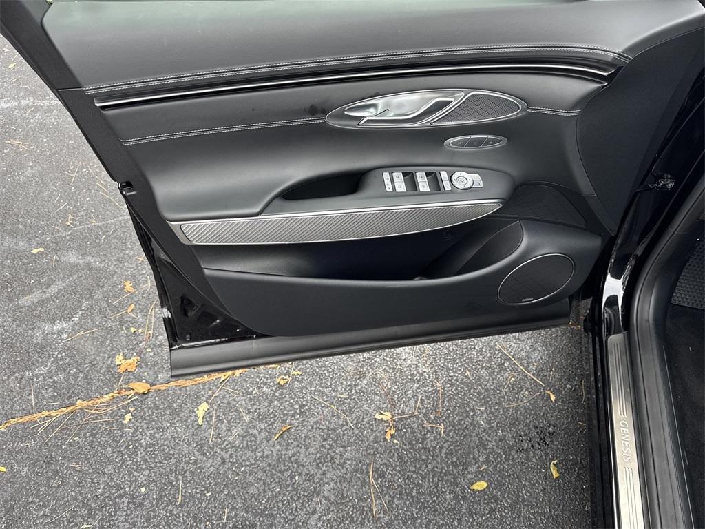 used 2025 Genesis GV70 car, priced at $43,891