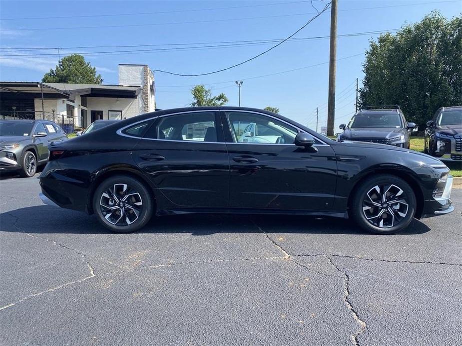 new 2024 Hyundai Sonata car, priced at $25,817