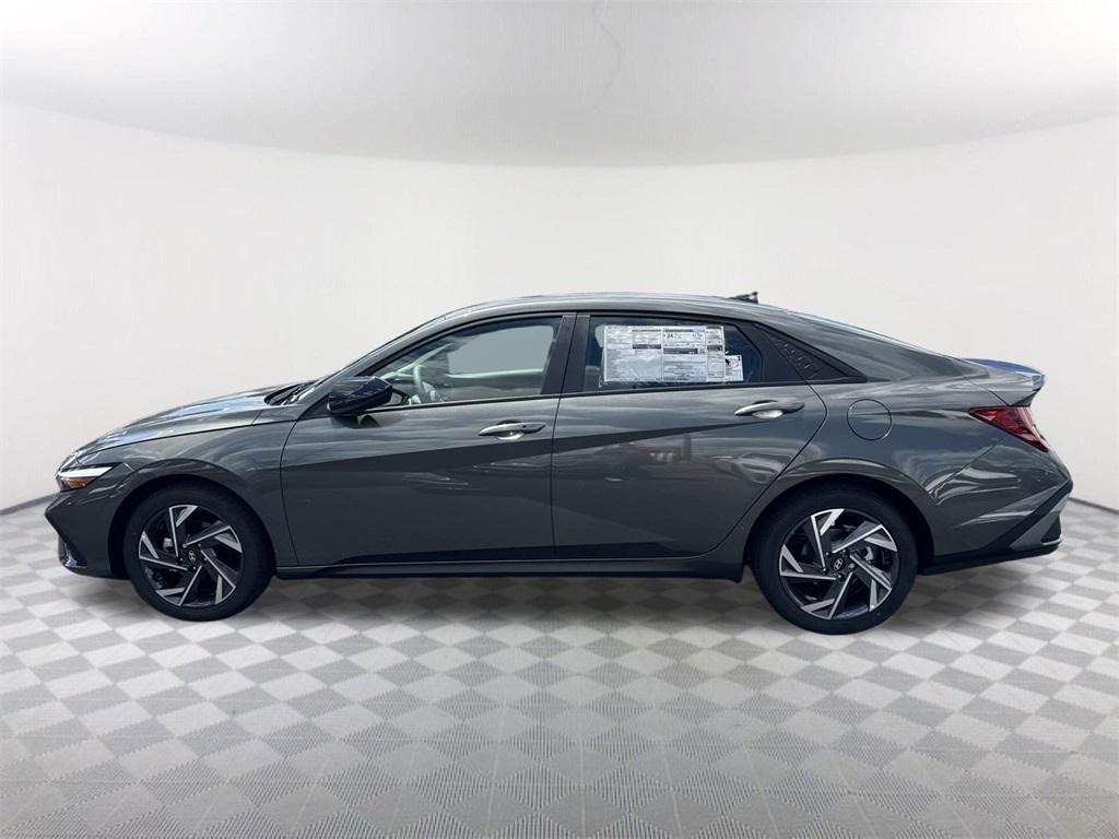 new 2025 Hyundai Elantra car, priced at $23,335