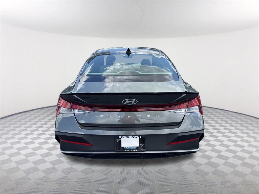 new 2025 Hyundai Elantra car, priced at $23,335