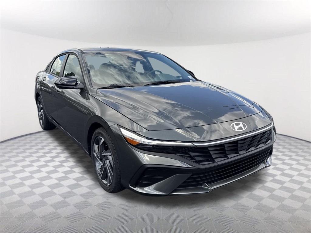 new 2025 Hyundai Elantra car, priced at $23,335