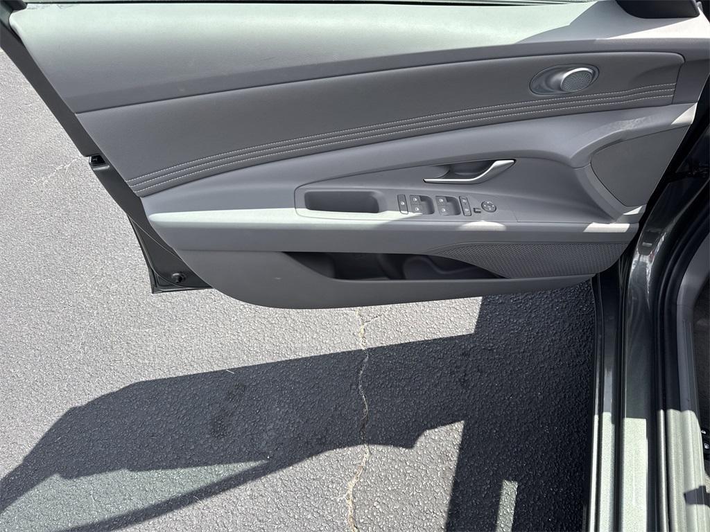 new 2025 Hyundai Elantra car, priced at $23,335