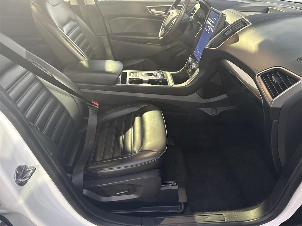 used 2024 Ford Edge car, priced at $20,892