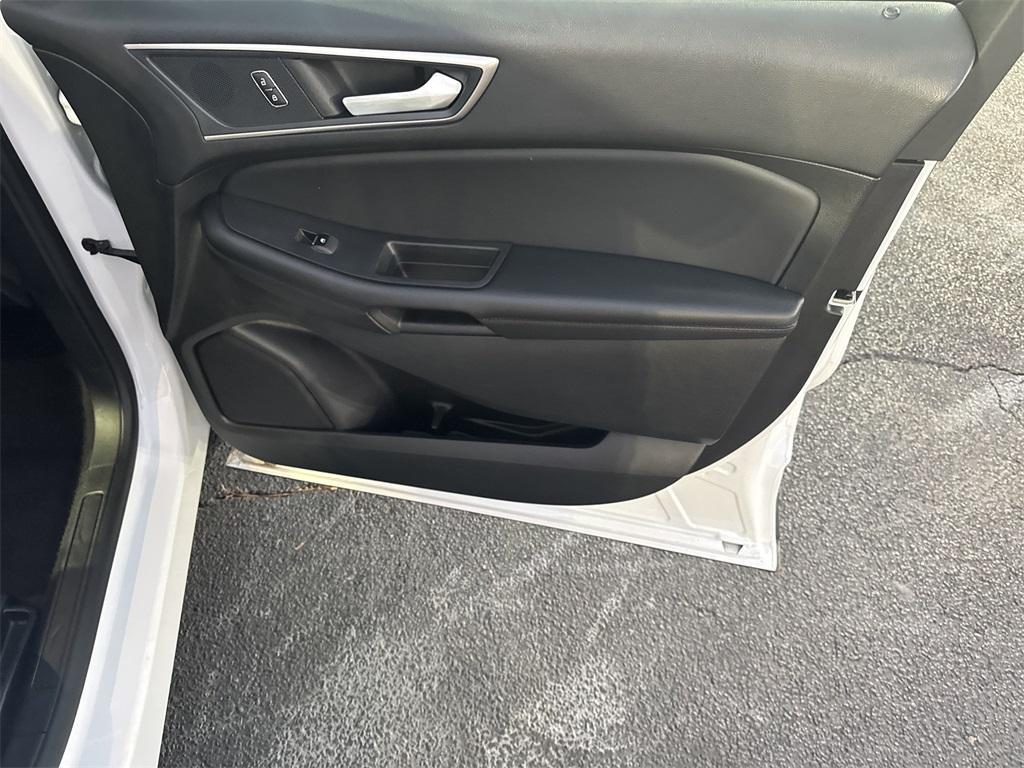 used 2024 Ford Edge car, priced at $20,892