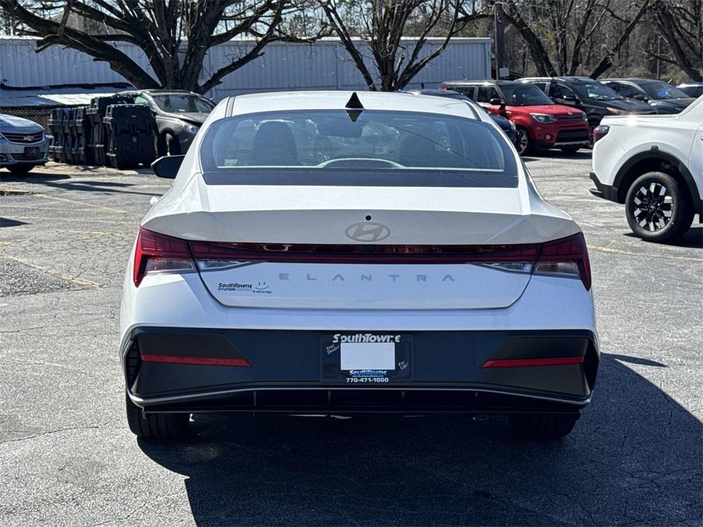 new 2025 Hyundai Elantra car, priced at $25,960