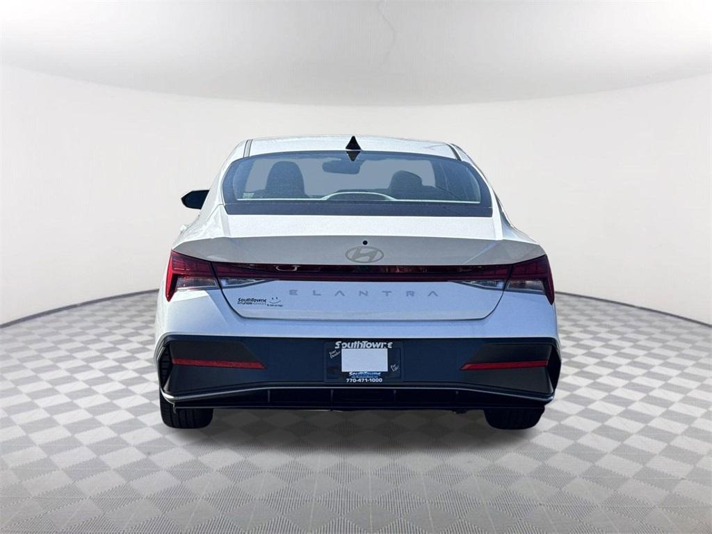 new 2025 Hyundai Elantra car, priced at $25,960