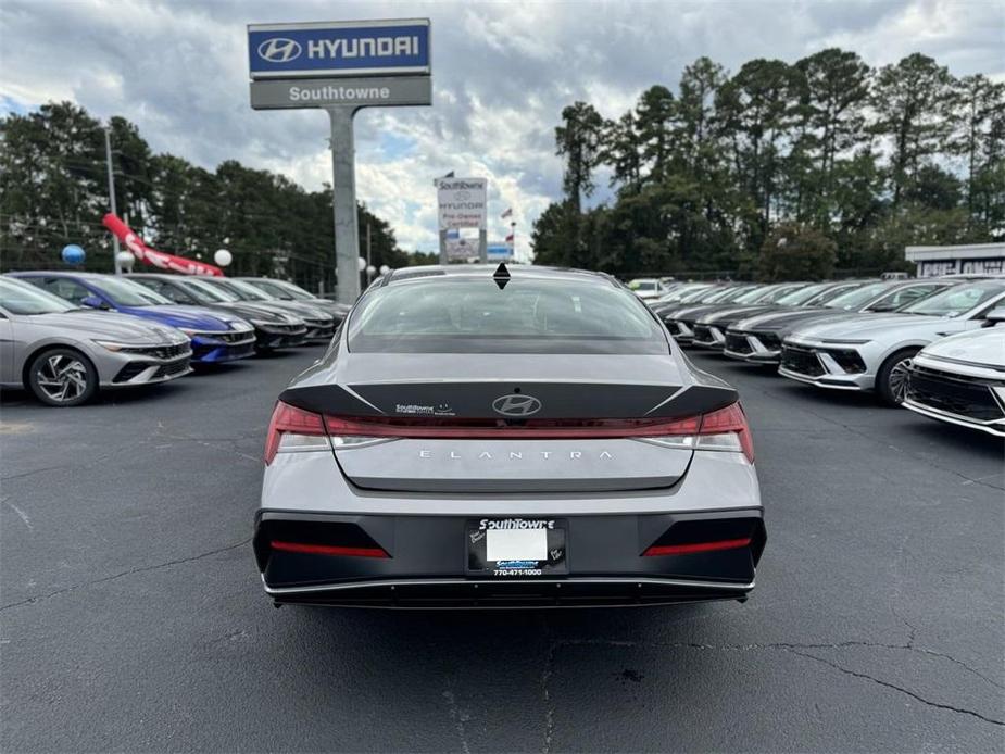 new 2025 Hyundai Elantra car, priced at $26,020