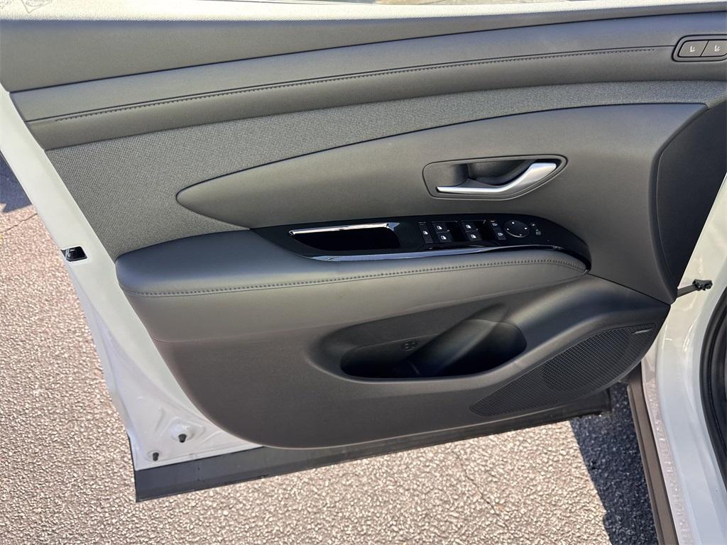 used 2025 Hyundai SANTA CRUZ car, priced at $38,463
