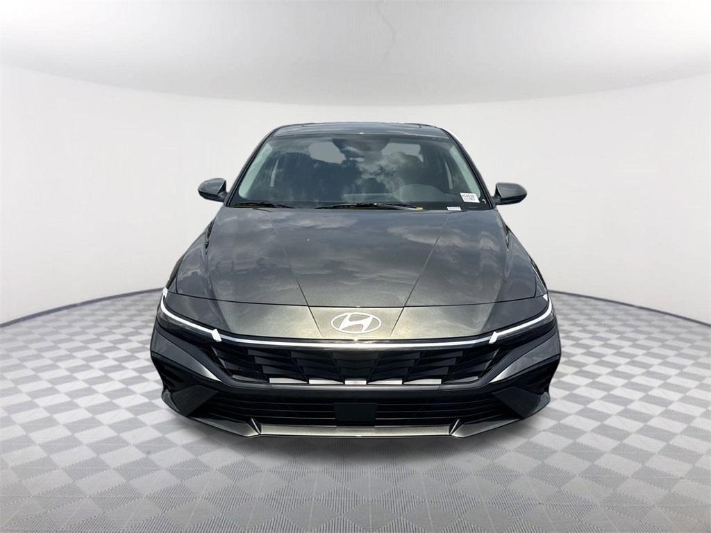 new 2025 Hyundai Elantra car, priced at $25,905
