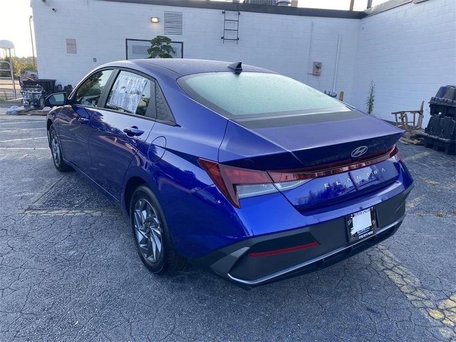 new 2024 Hyundai Elantra car, priced at $22,630