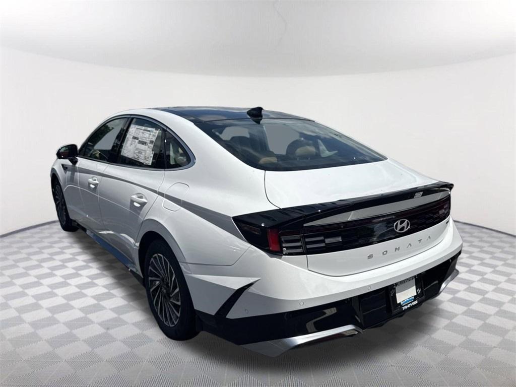 new 2025 Hyundai Sonata Hybrid car, priced at $38,210