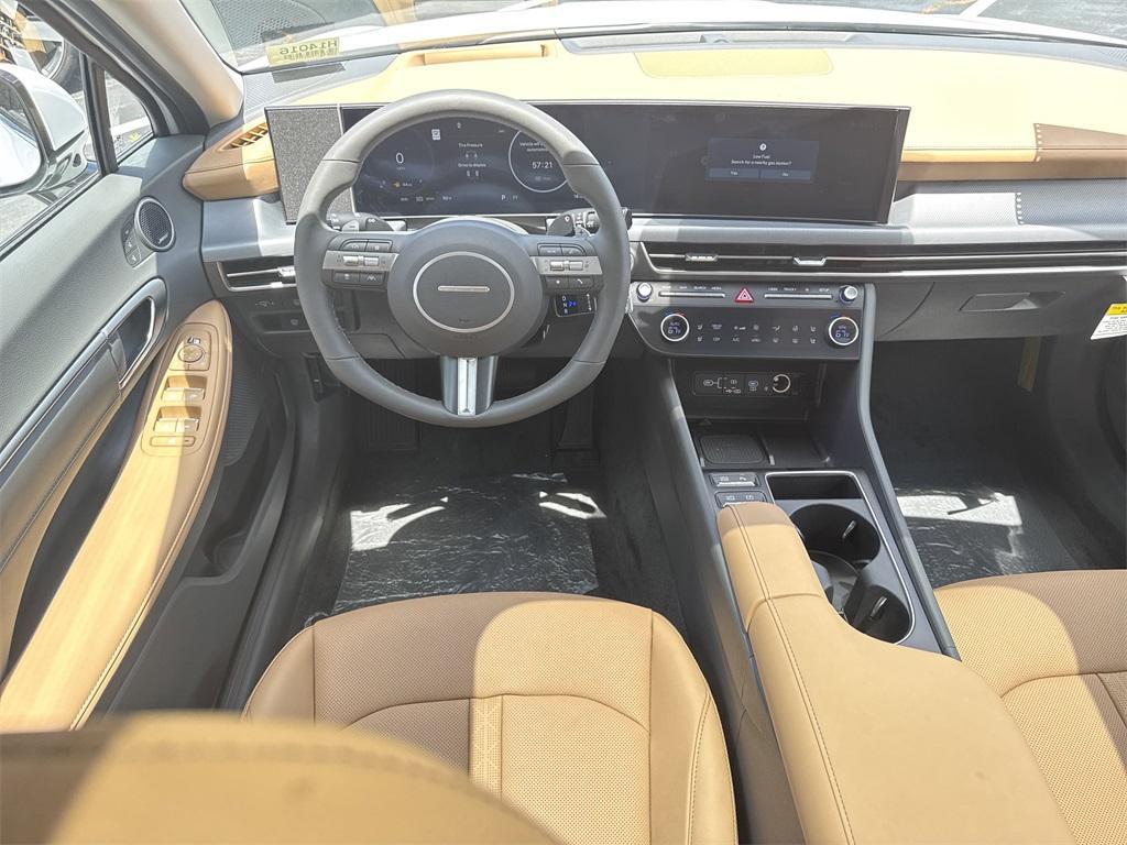 new 2025 Hyundai Sonata Hybrid car, priced at $38,210
