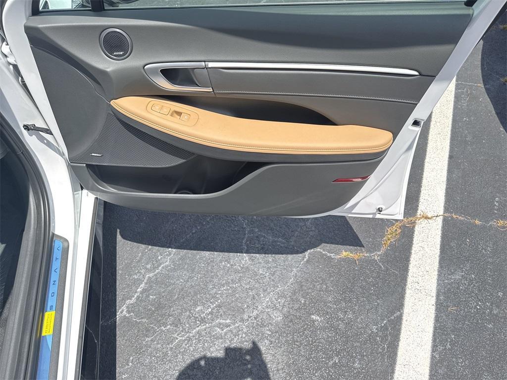 new 2025 Hyundai Sonata Hybrid car, priced at $38,210