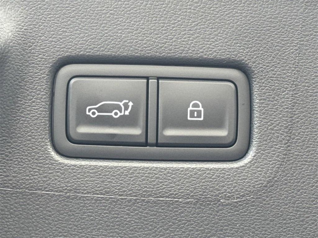 new 2025 Hyundai Santa Fe car, priced at $35,945