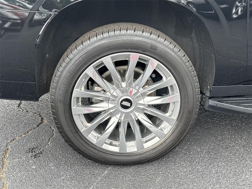 used 2023 Cadillac Escalade ESV car, priced at $67,991