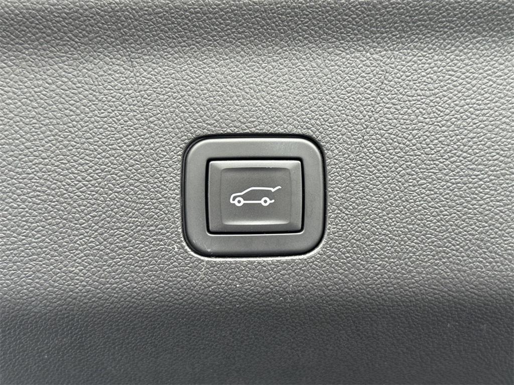 used 2023 Cadillac Escalade ESV car, priced at $67,991