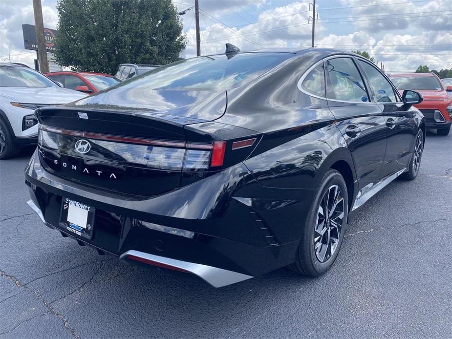 new 2024 Hyundai Sonata car, priced at $25,818