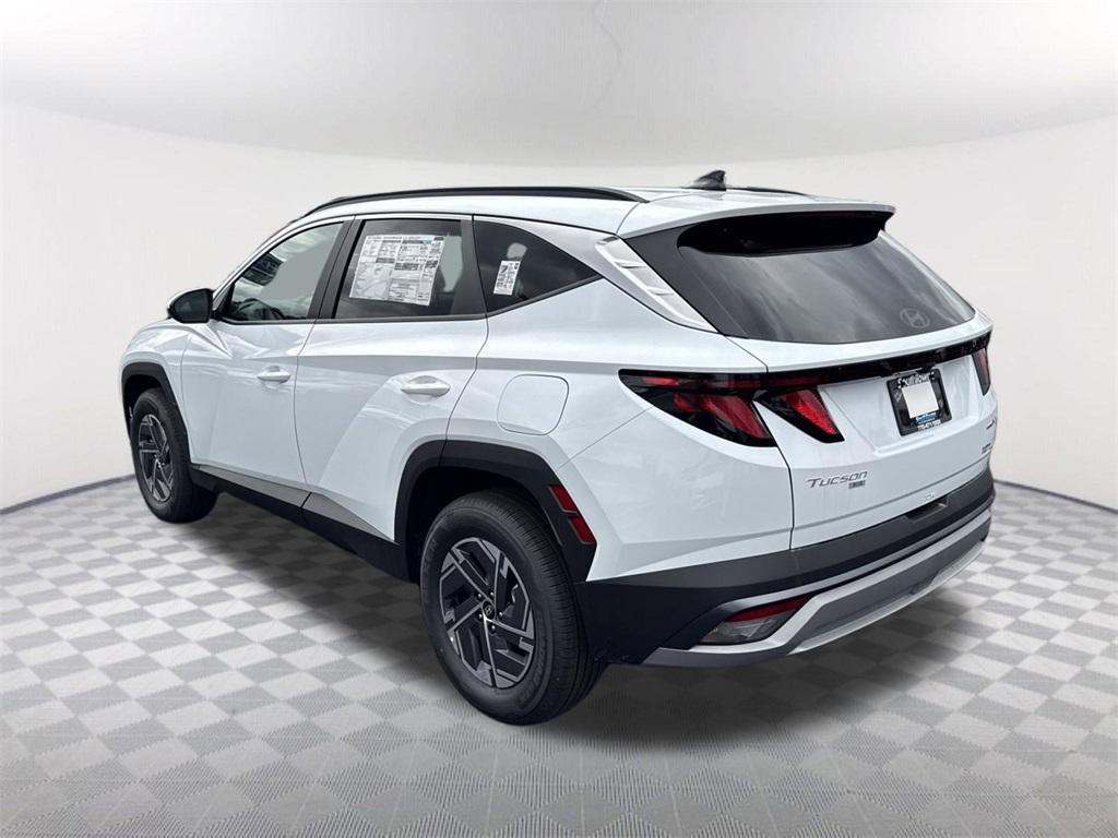 new 2025 Hyundai TUCSON Hybrid car, priced at $35,420