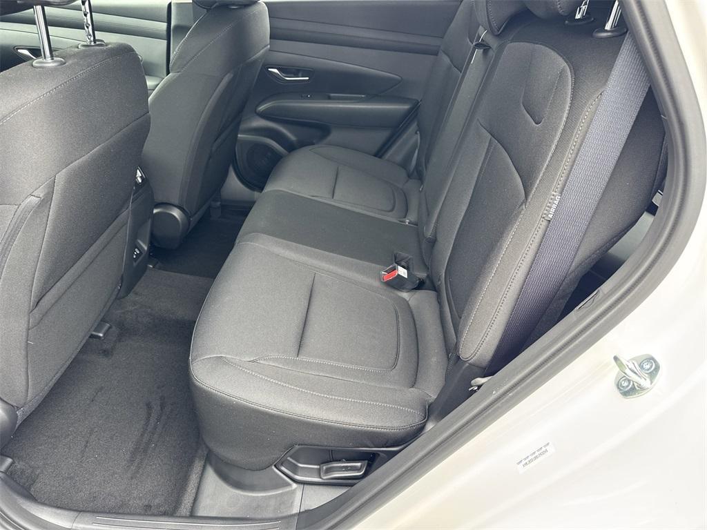 new 2025 Hyundai TUCSON Hybrid car, priced at $35,420