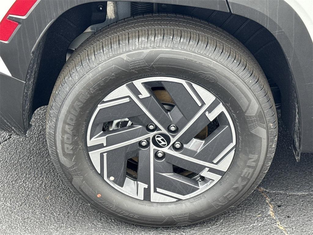 new 2025 Hyundai TUCSON Hybrid car, priced at $35,420