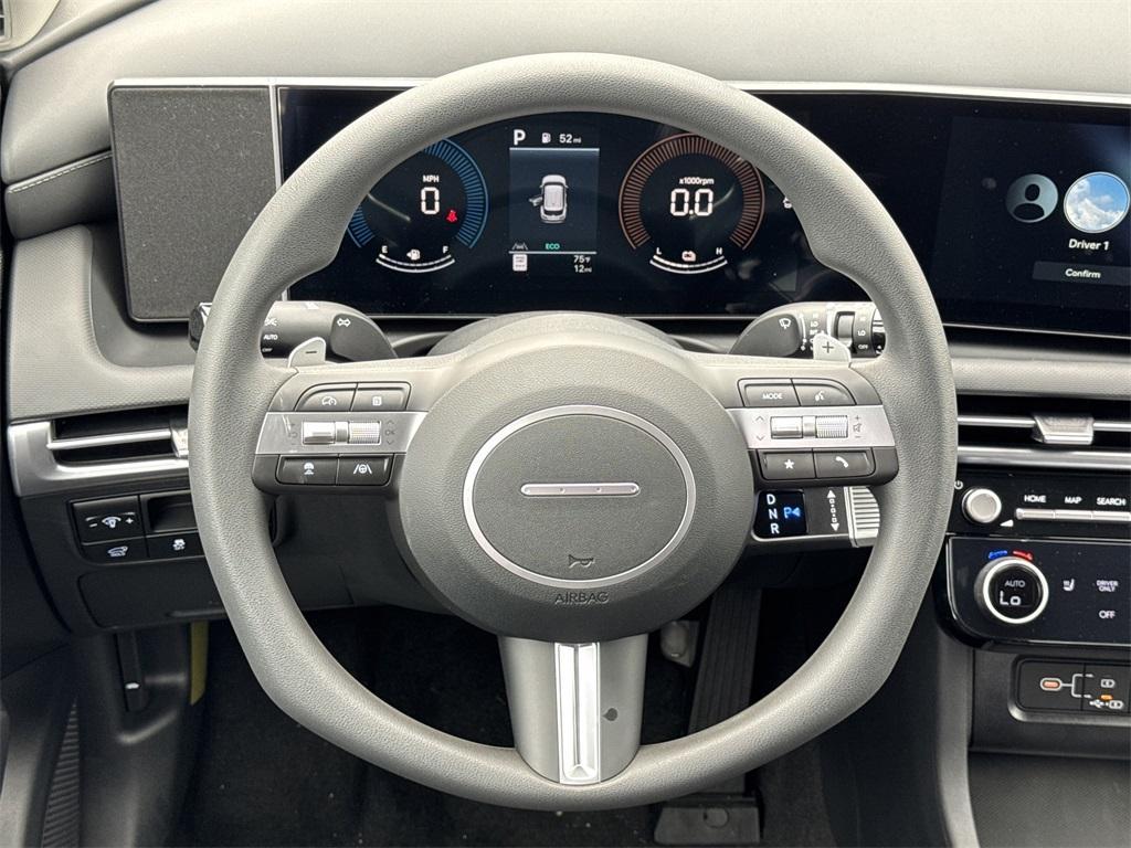 new 2025 Hyundai TUCSON Hybrid car, priced at $35,420