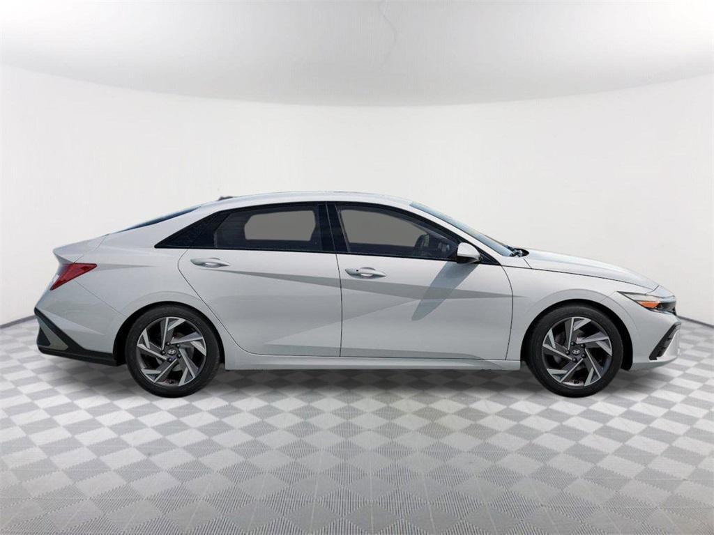 new 2025 Hyundai Elantra car, priced at $26,365
