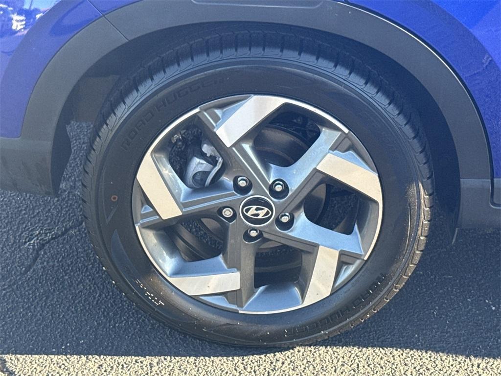 used 2024 Hyundai Venue car, priced at $18,891