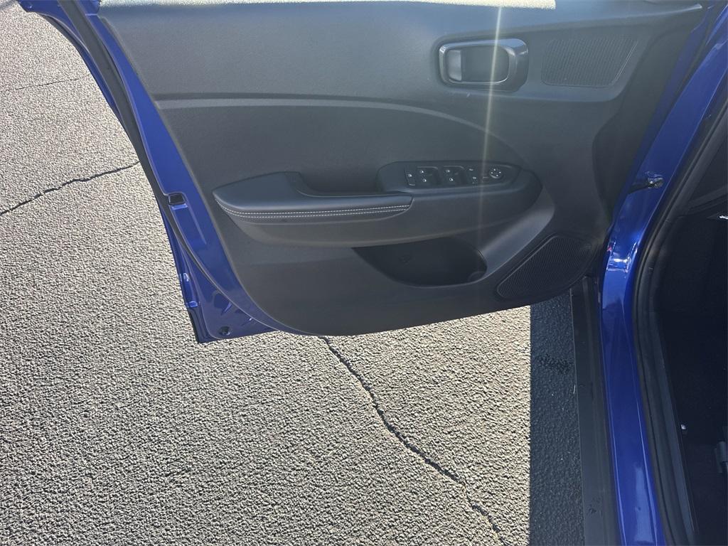 used 2024 Hyundai Venue car, priced at $18,891