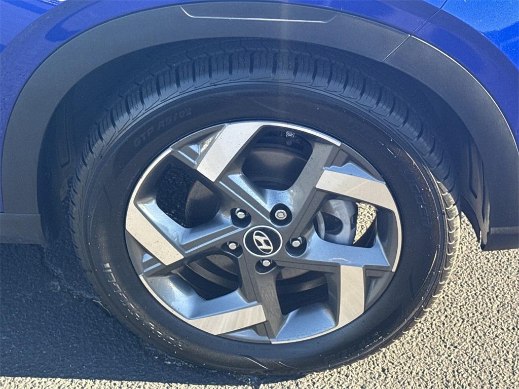 used 2024 Hyundai Venue car, priced at $18,891