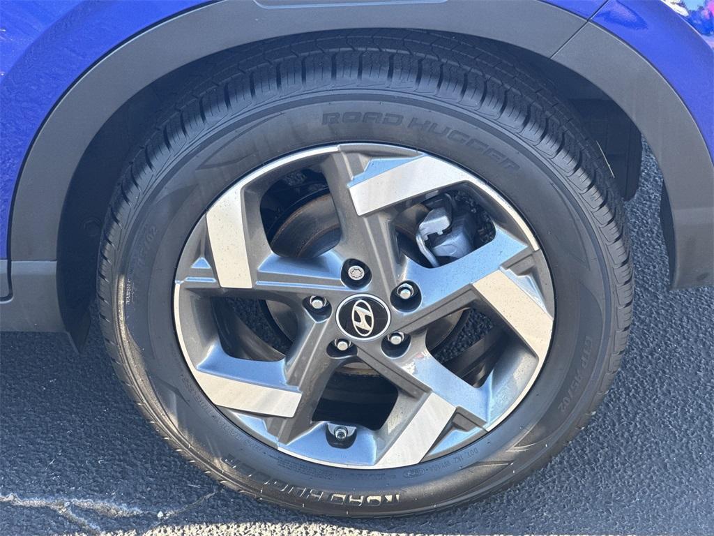 used 2024 Hyundai Venue car, priced at $18,891
