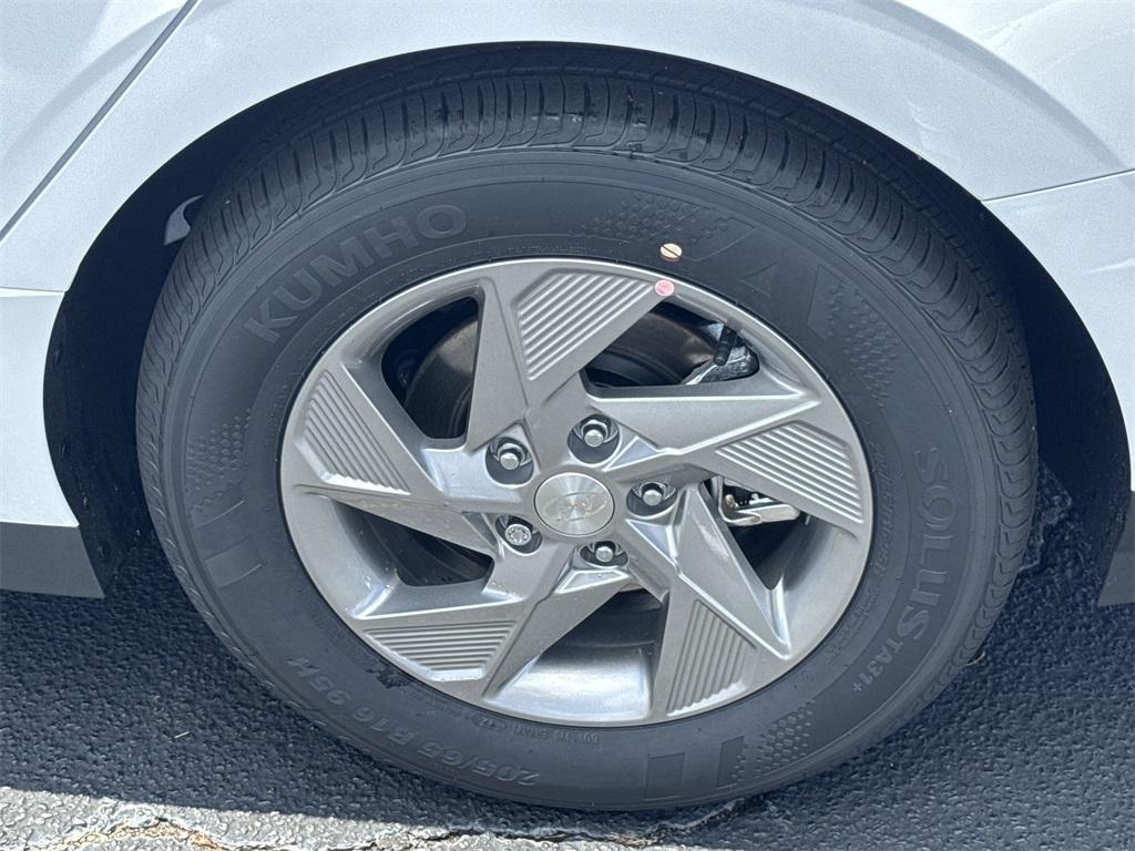 new 2025 Hyundai Sonata car, priced at $27,285