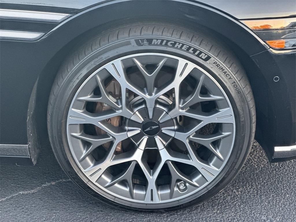 used 2024 Genesis G90 car, priced at $62,691