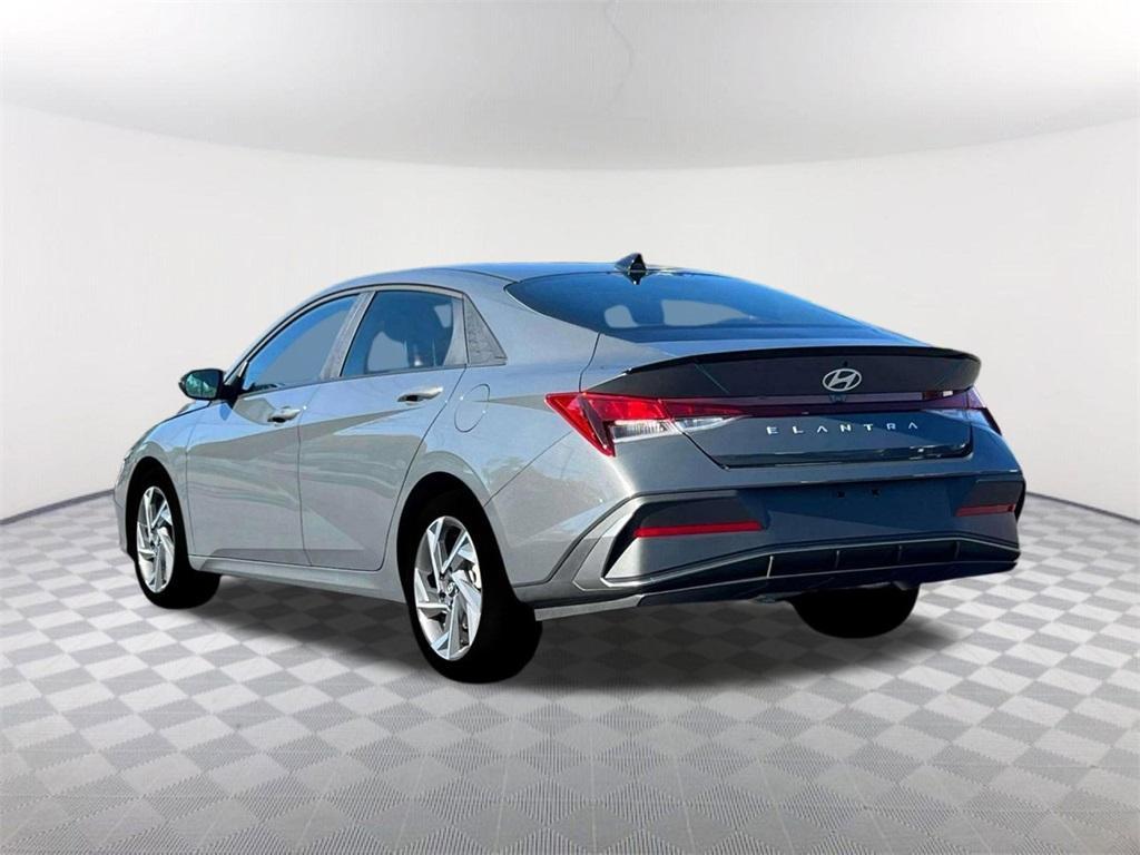 new 2025 Hyundai Elantra car, priced at $23,415