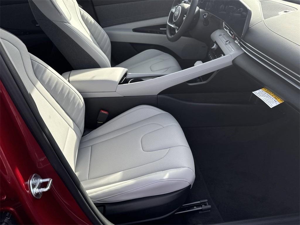 new 2025 Hyundai Elantra car, priced at $26,910