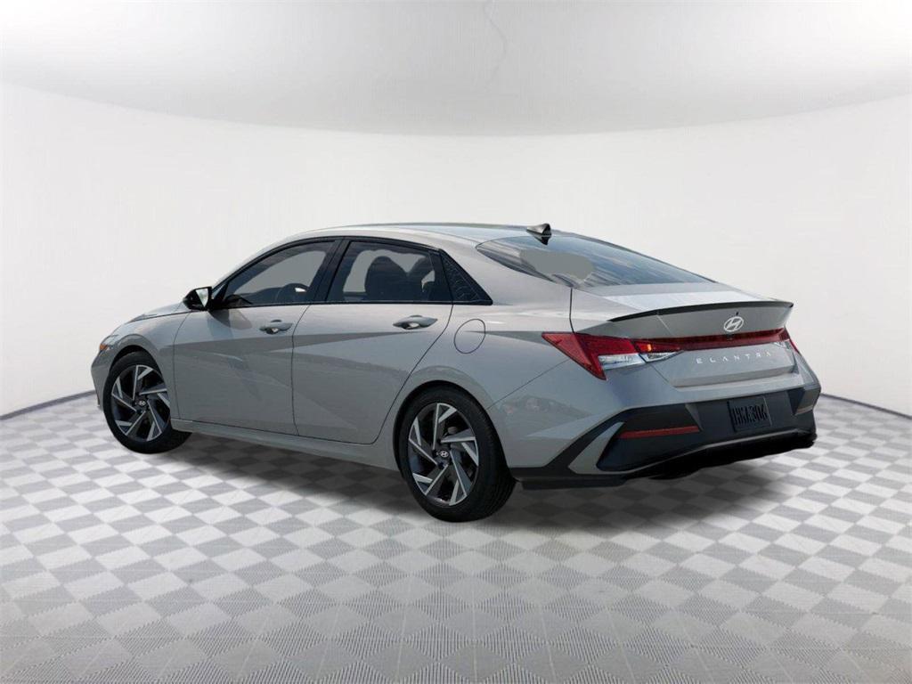 new 2025 Hyundai Elantra car, priced at $23,375